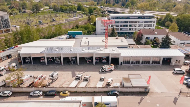 Betriebshof von Auto-Bissinger in Karlsruhe aus der Luft